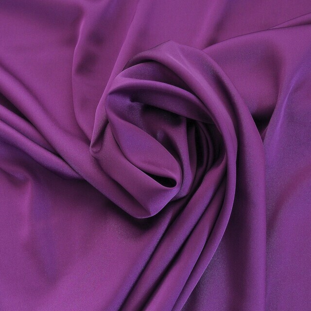 Stretch silk imitation satin in great purple | View: Stretch silk imitation satin in great purple