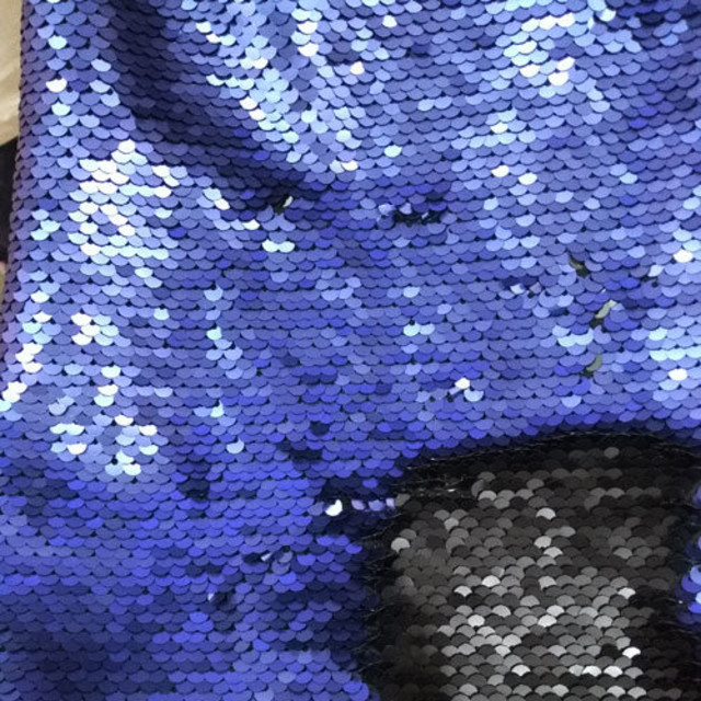Stretch Zauber Pailletten Schwarz-Violet Matt auf Jersey | Ansicht: Stretch Zauber Pailletten Schwarz-Violet Blau Matt auf Jersey