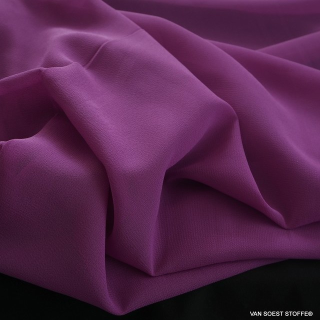 Super fine Georgette in magenta | View: Superfine Georgette in magenta