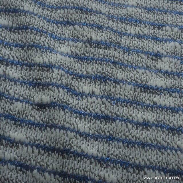 Tweed Grobstrick Streifen mit Micro Pailletten in Kobalt