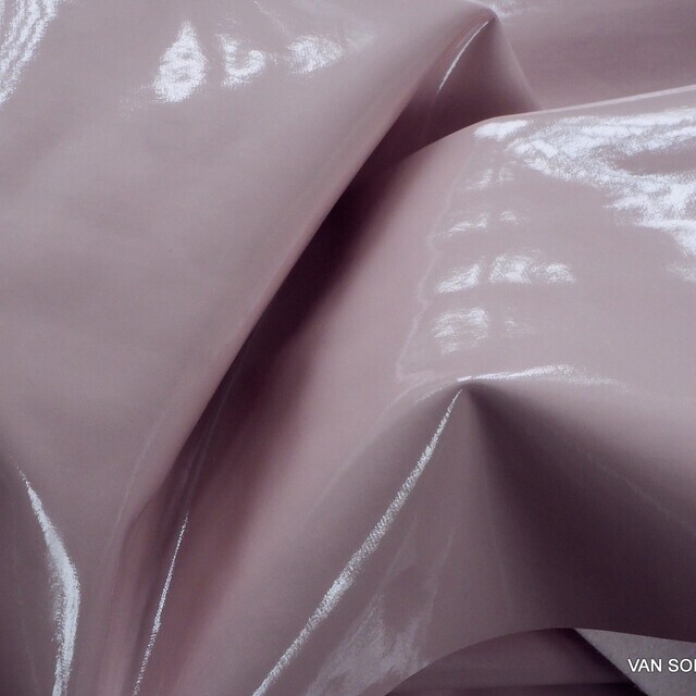 Wetlook soft Vinyl in Farbe Rosa mit Abseite in weiß