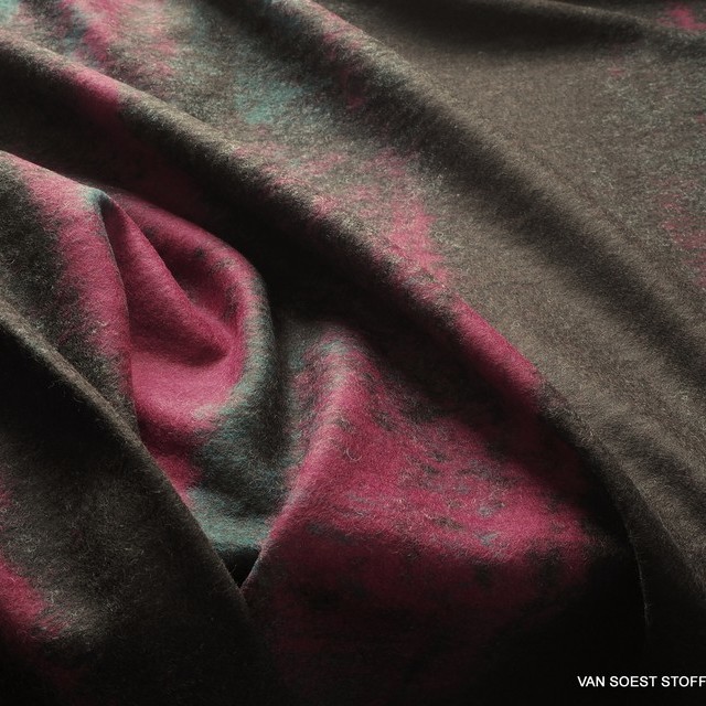 Wool blend with irregular longitudinal stripes brown anthracite magenta petrol | View: irregular longitudinal stripes brown anthracite magenta petrol - boiled wool blend