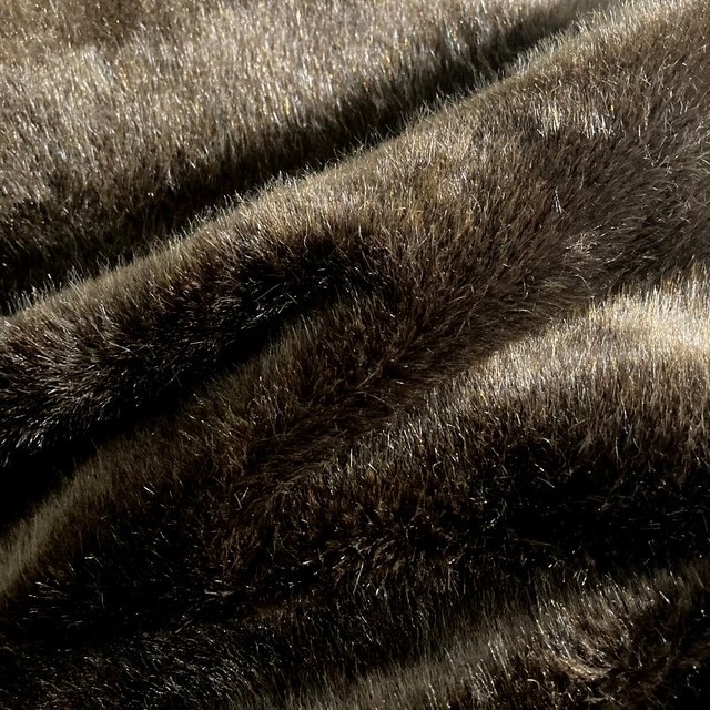 medium pile (1cm) high quality faux mink fur in Marrone Brown | View: medium pile (1cm) high quality faux mink fur in Marrone Brown