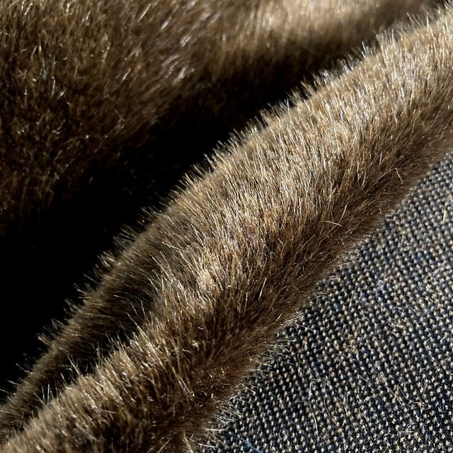 medium pile (1cm) high quality faux mink fur in Marrone Brown | View: medium pile (1cm) high quality faux mink fur in Marrone Brown