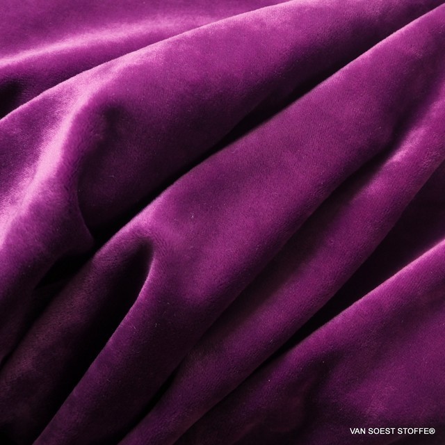 super soft, stretch Nicky with silk touch in Magenta