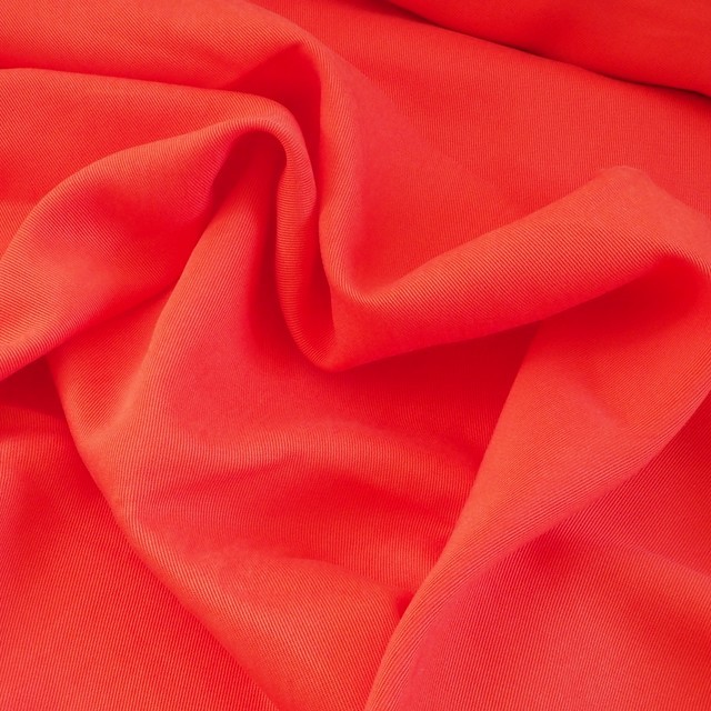 100 % TENCEL™ schwerer 3/1 Soft Gabardine in Orange